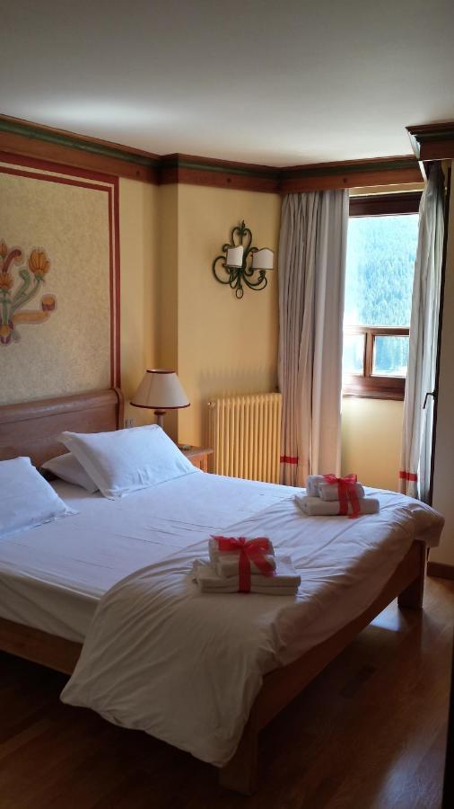 מדונה די קמפיליו Rta Hotel Catturani חדר תמונה